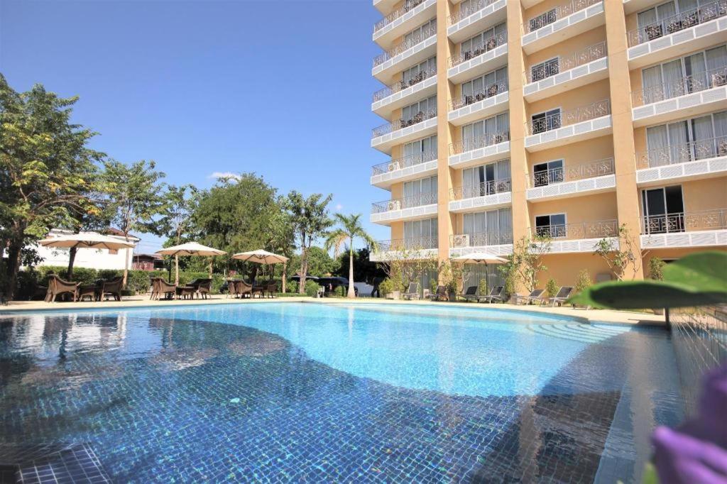 Continental Plaza Vientiane Ban Nongdouang Exterior foto